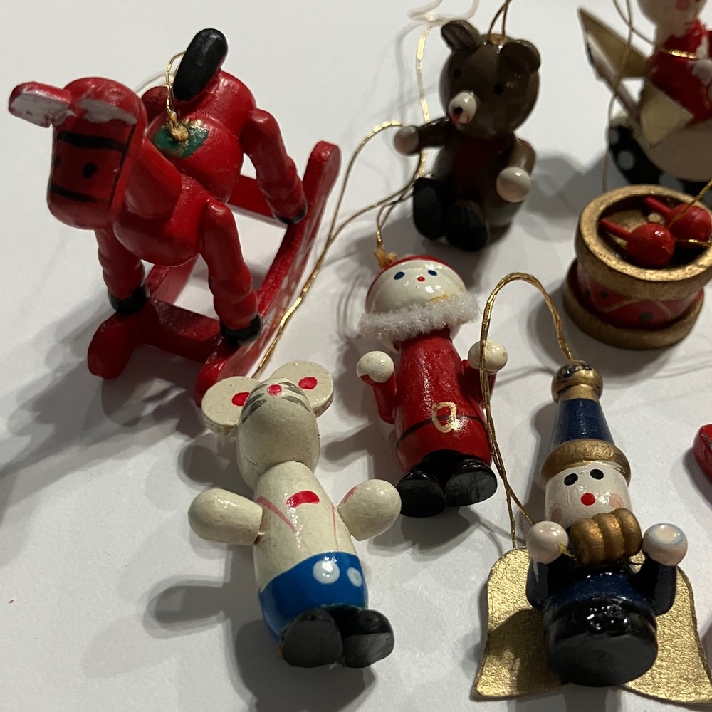 Vintage Wooden Christmas Ornaments Set of 9 - Picture 4 of 4